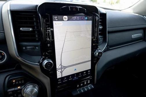 2022 RAM 1500 Laramie Crew Cab 4x4 57' Box
