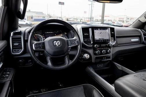 2024 RAM 1500 Laramie Crew Cab 4x4 57' Box