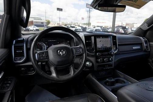 2024 RAM 1500 Laramie Crew Cab 4x2 57' Box