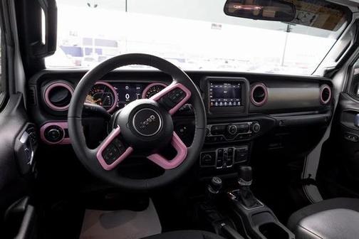 2023 Jeep Gladiator Willys 4x4