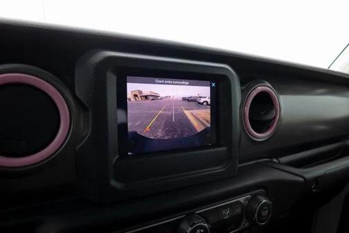 2023 Jeep Gladiator Willys 4x4