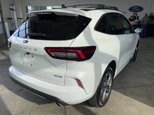 2024 Ford Escape ST-LINE SELECT