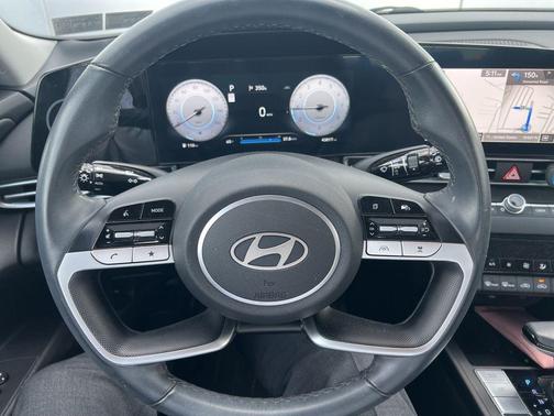 Abyss Black 2024 Hyundai ELANTRA SEL