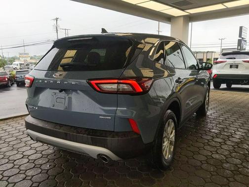 Vapor Blue 2024 Ford Escape Active