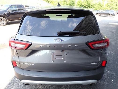 CARBONIZED GRAY METALLIC 2023 Ford Escape Active