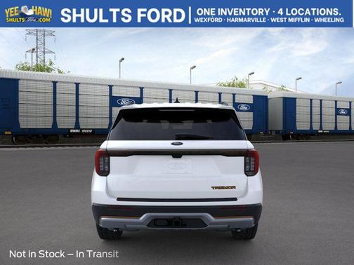 Star White Metallic Tri-Coat 2026 Ford Explorer Tremor