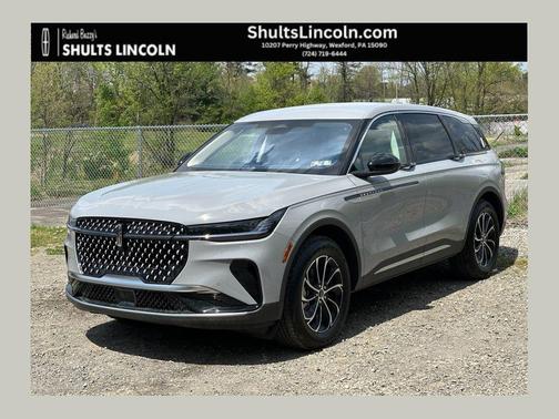 Gray 2026 Lincoln Nautilus Premiere