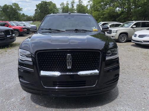 Black Metallic 2023 Lincoln Navigator Reserve