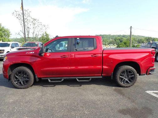 Cherry Red Tintcoat 2022 Chevrolet Silverado 1500 RST