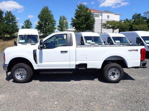 OXFORD WHITE 2026 Ford F-350 XL