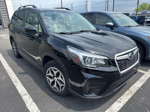 Crystal Black Silica 2020 Subaru Forester Premium