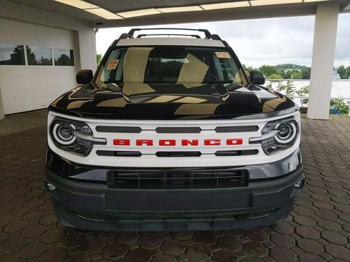SHADOW BLACK 2024 Ford Bronco Sport Heritage