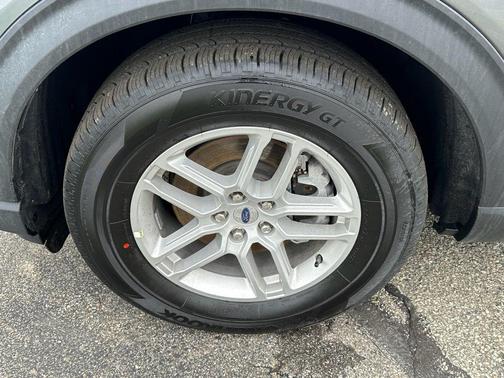 Gray Metallic 2026 Ford Explorer Active w/200A Pkg