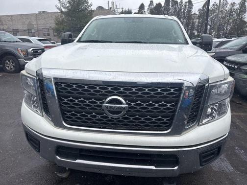 2017 Nissan Titan XD SV