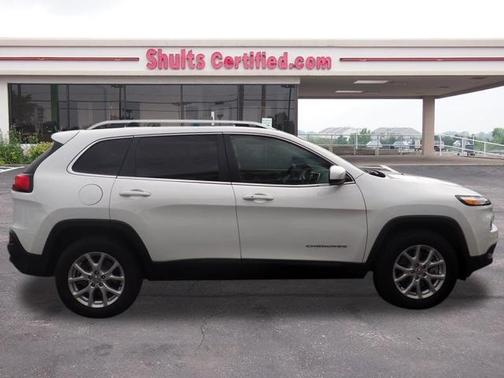 Bright White Clearcoat 2018 Jeep Cherokee Latitude Plus