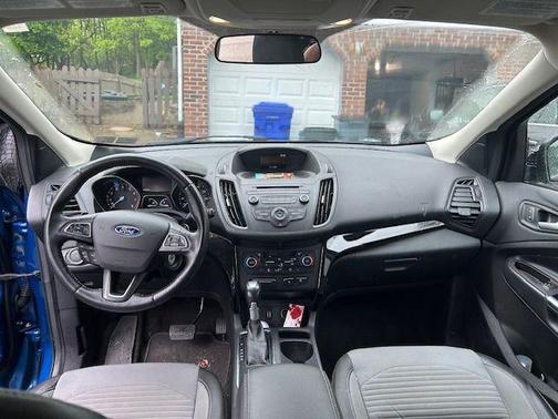 Lightning Blue 2018 Ford Escape SE