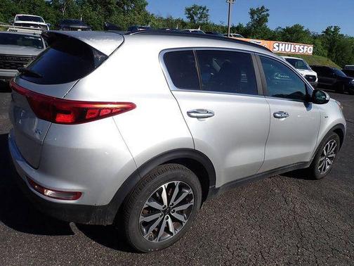 Sparkling Silver 2019 Kia Sportage EX