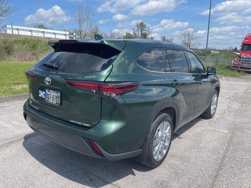 Cypress 2024 Toyota Highlander Limited