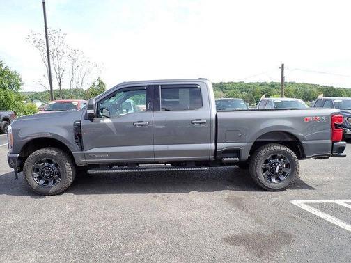Carbonized Gray Metallic 2023 Ford F-250 Lariat