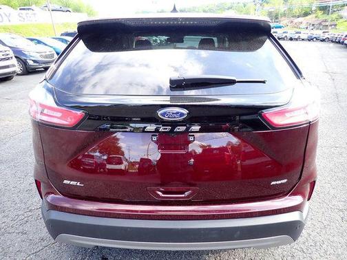 BURGUNDY VELVET MET TINT CC 2024 Ford Edge SEL