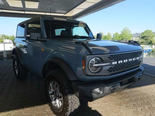 Azure Gray Metallic 2025 Ford Bronco Badlands