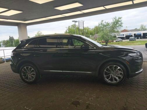 Green Metallic 2023 Lincoln Nautilus Reserve