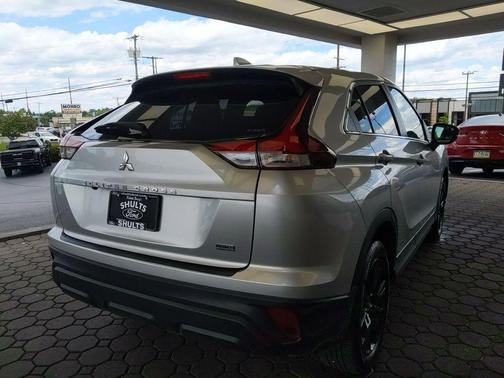 Alloy Silver Metallic 2025 Mitsubishi Eclipse Cross LE