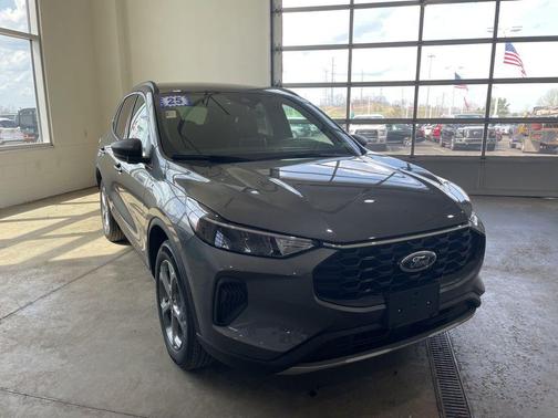 Gray Metallic 2025 Ford Escape ST-Line