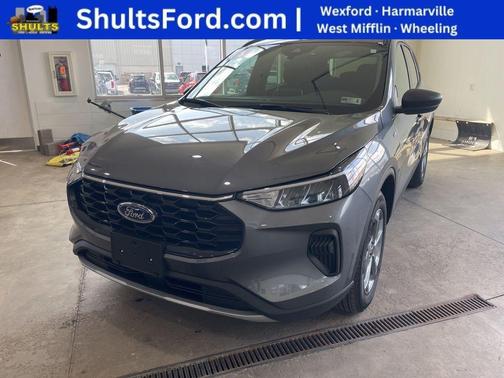 Gray Metallic 2025 Ford Escape ST-Line
