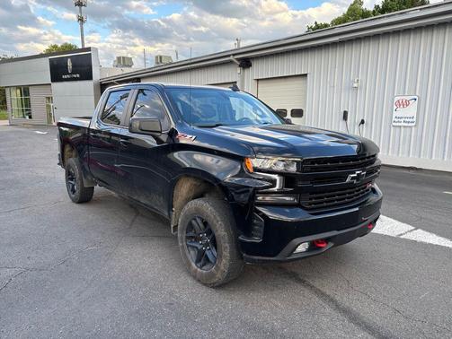 Black 2021 Chevrolet Silverado 1500 LT Trail Boss