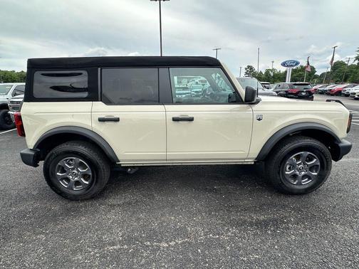DESERT SAND 2025 Ford Bronco Big Bend