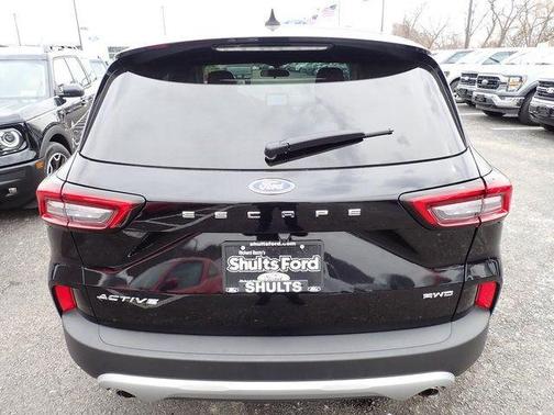 Agate Black Metallic 2025 Ford Escape Active