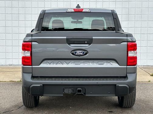 CARBONIZED GRAY METALLIC 2026 Ford Maverick XLT