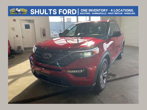 Rapid Red Metallic Tinted Clearcoat 2022 Ford Explorer XLT