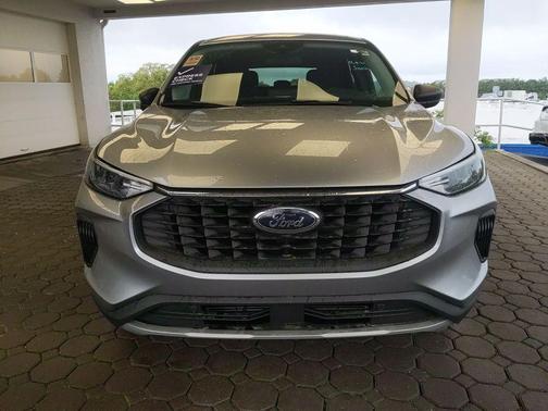 Silver Metallic 2024 Ford Escape Active