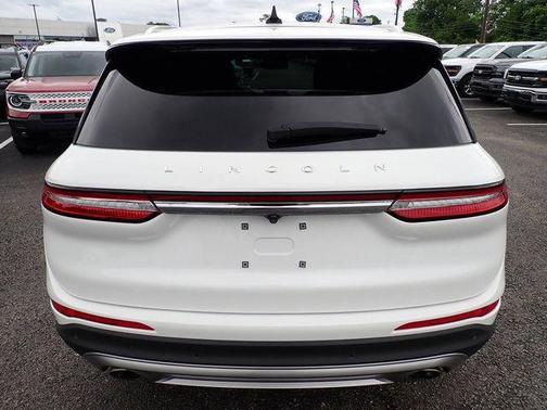 Pristine White Metallic Tri-Coat 2022 Lincoln Corsair Standard