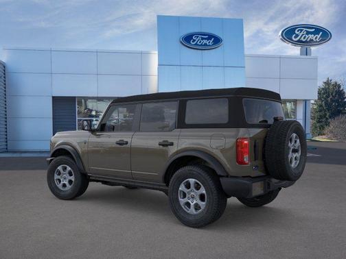 Gray 2026 Ford Bronco Big Bend