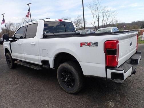 OXFORD WHITE 2024 Ford F-250 XLT
