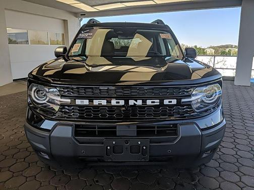 SHADOW BLACK 2025 Ford Bronco Sport Outer Banks
