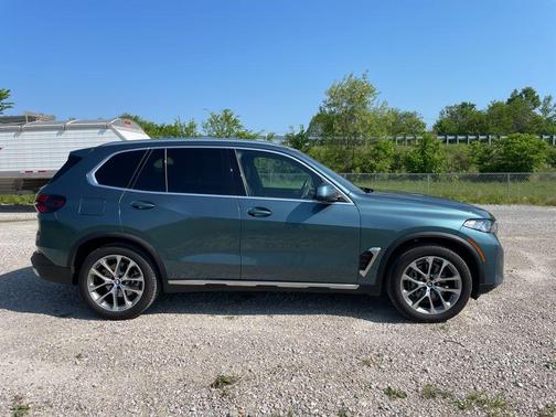 Blue 2025 BMW X5 xDrive40i