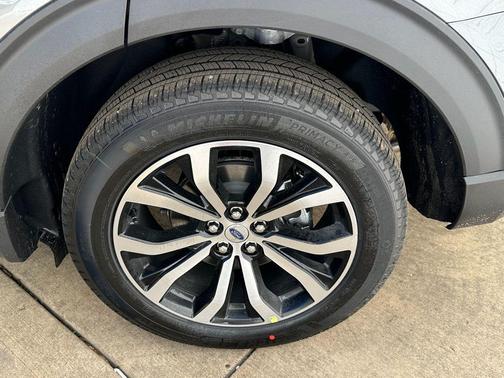 Gray 2026 Ford Explorer ST-Line