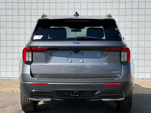 Gray 2026 Ford Explorer ST-Line