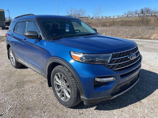 Atlas Blue Metallic 2022 Ford Explorer XLT