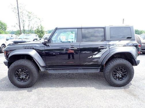 SHADOW BLACK 2023 Ford Bronco Raptor