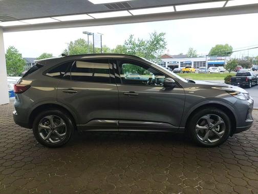 Gray Metallic 2023 Ford Escape ST-Line Select