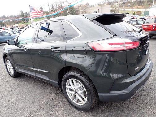 FORGED GREEN 2023 Ford Edge SEL