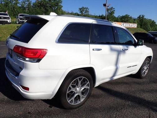 Bright White Clearcoat 2021 Jeep Grand Cherokee Overland