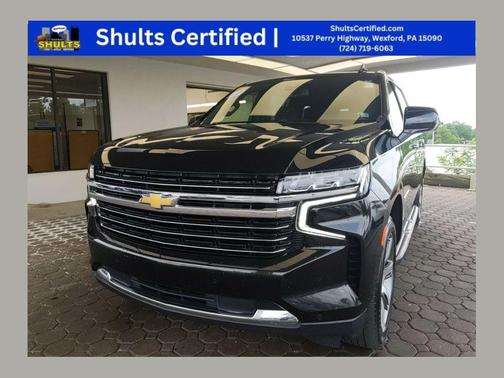 Black 2022 Chevrolet Suburban LT