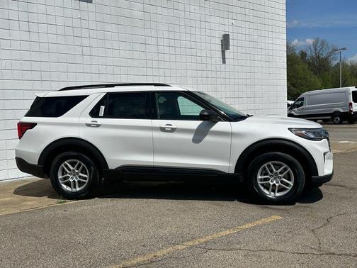 White 2026 Ford Explorer Active