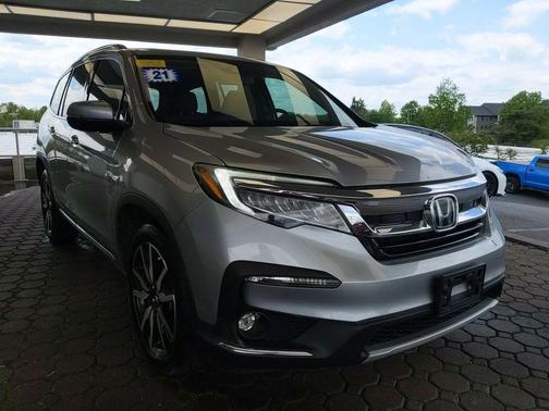 Silver 2021 Honda Pilot Touring 8-Passenger